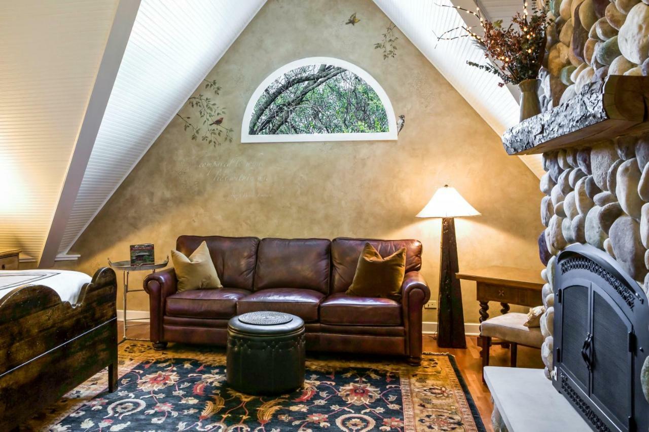 אוק פארק Harvey House Bed & Breakfast מראה חיצוני תמונה
